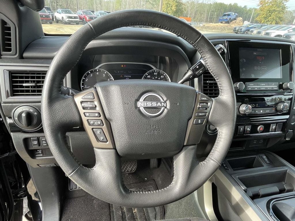 2024 Nissan Titan SV