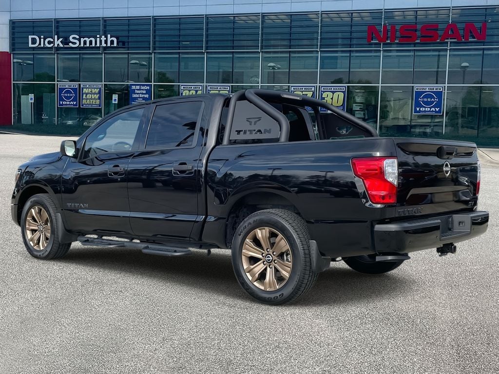 2024 Nissan Titan SV