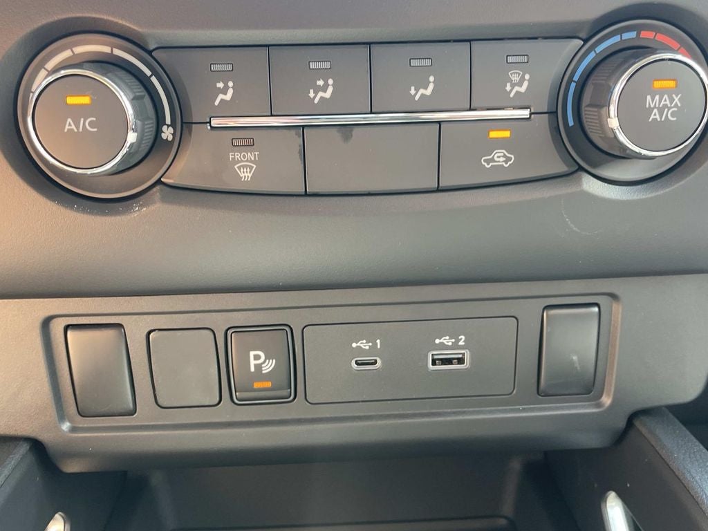 2026 Nissan Frontier SV