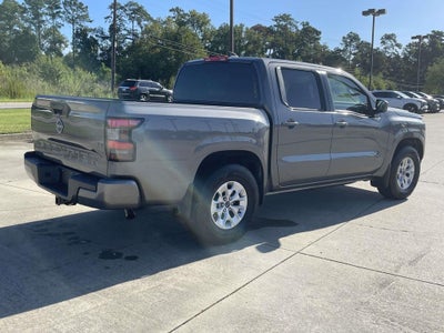 2024 Nissan Frontier SV
