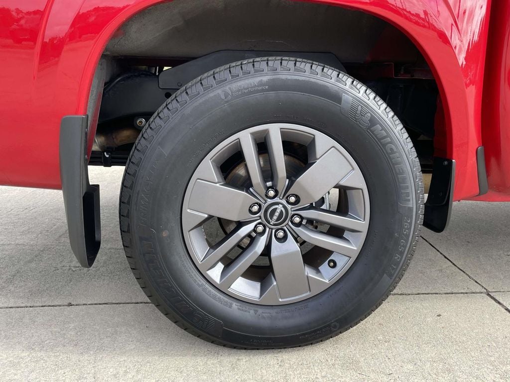 2025 Nissan Frontier SV