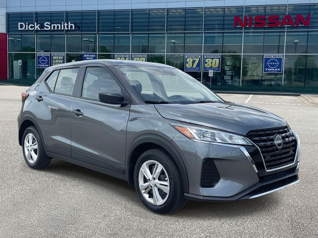 2025 Nissan Kicks Play S