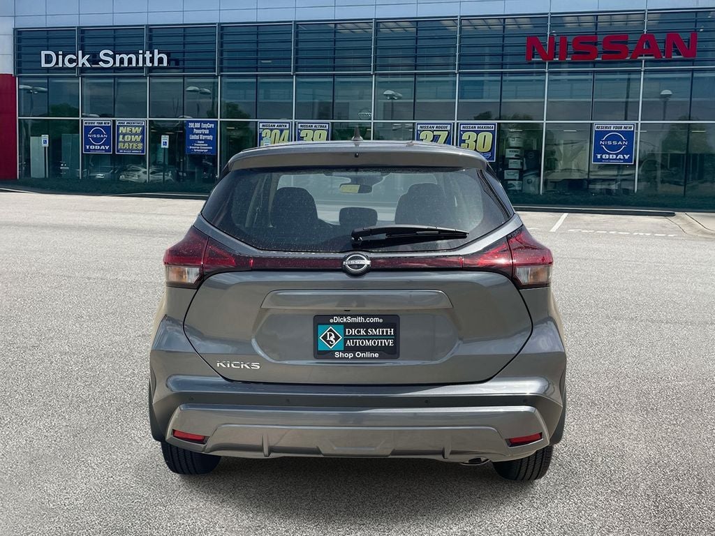 2025 Nissan Kicks Play S