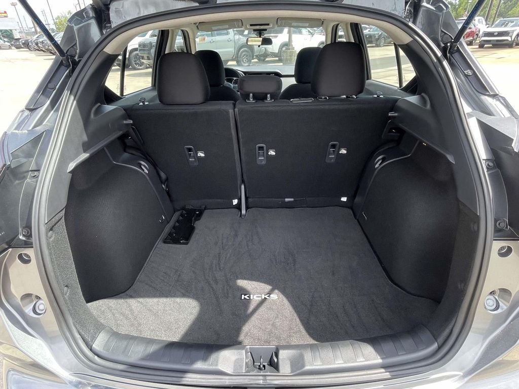 2025 Nissan Kicks Play S