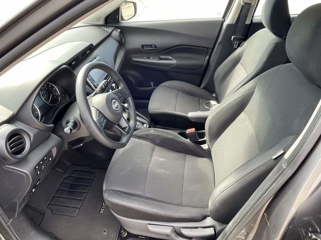 2023 Nissan Kicks S