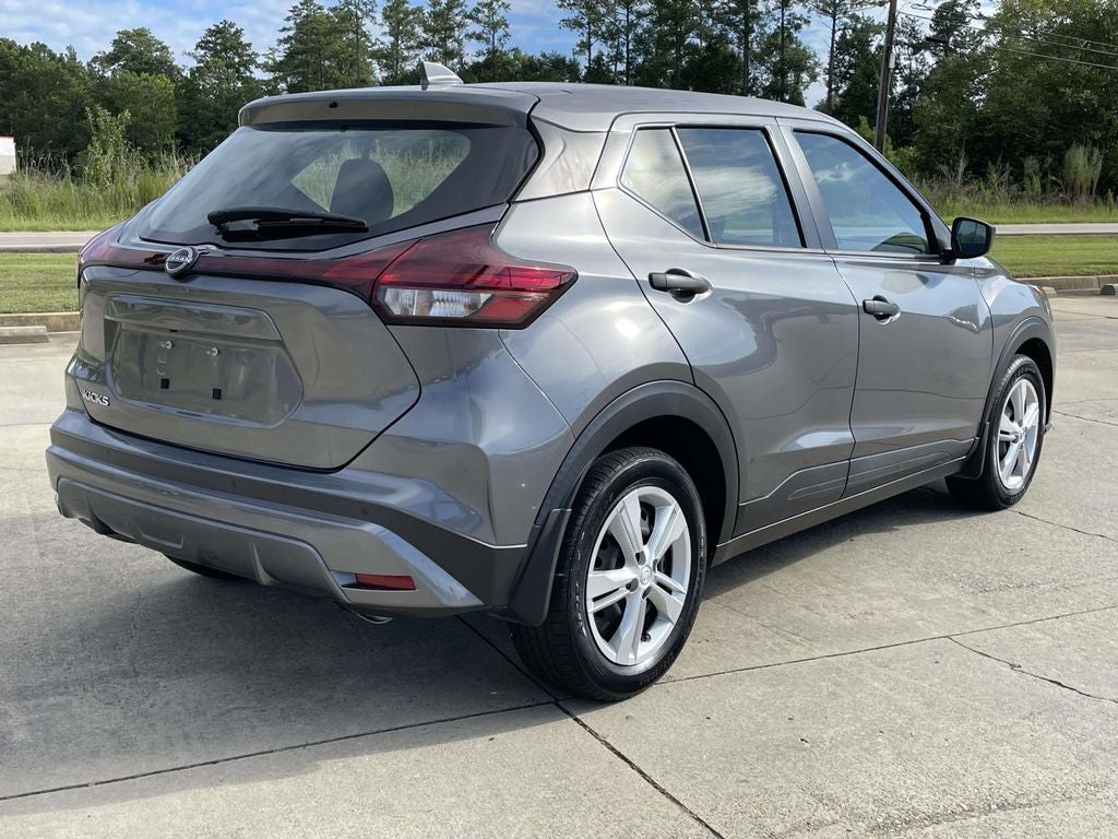 2023 Nissan Kicks S