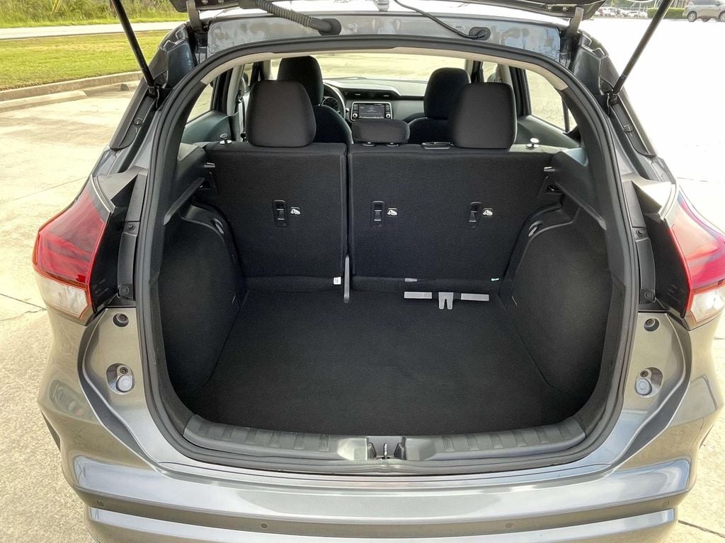 2023 Nissan Kicks S