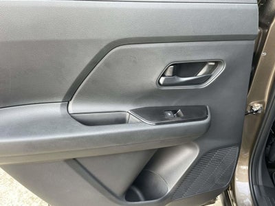 2027 Nissan Kicks S
