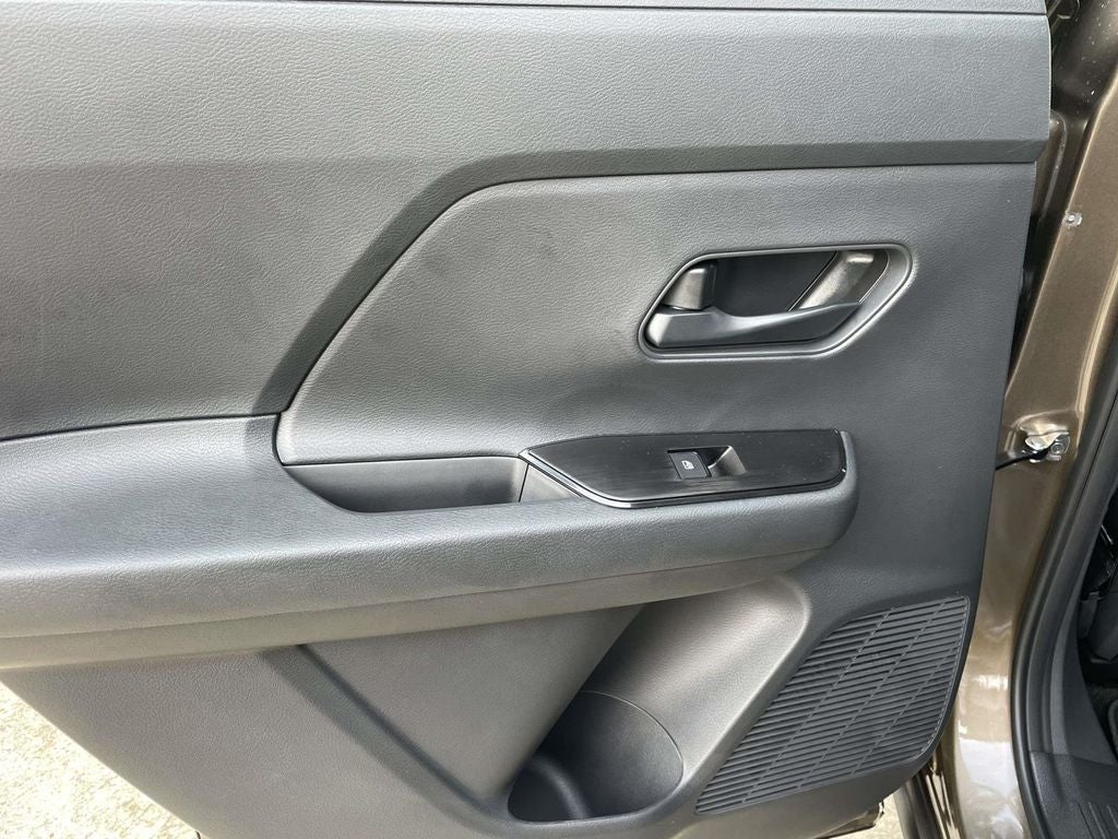 2027 Nissan Kicks S
