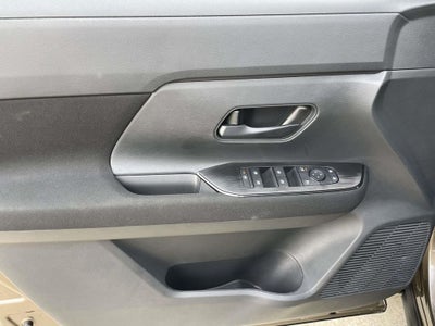 2027 Nissan Kicks S