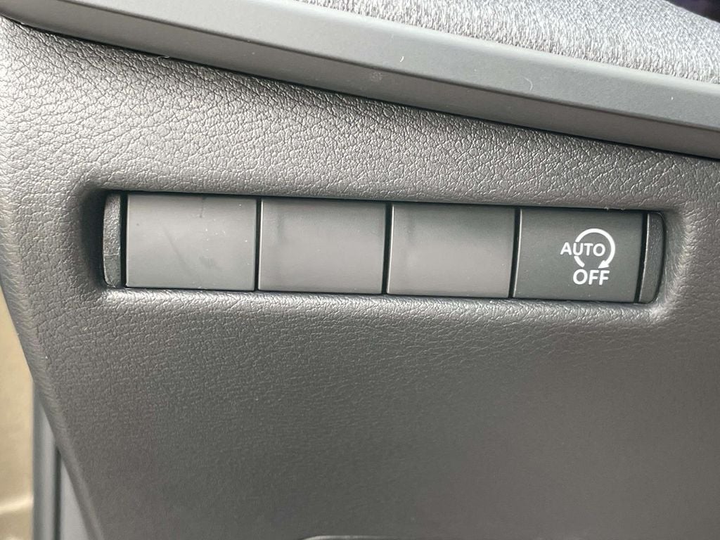 2027 Nissan Kicks S