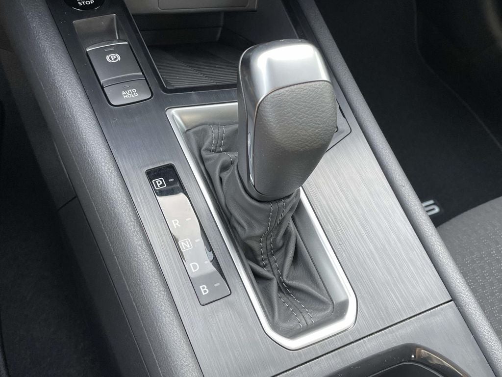 2027 Nissan Kicks S