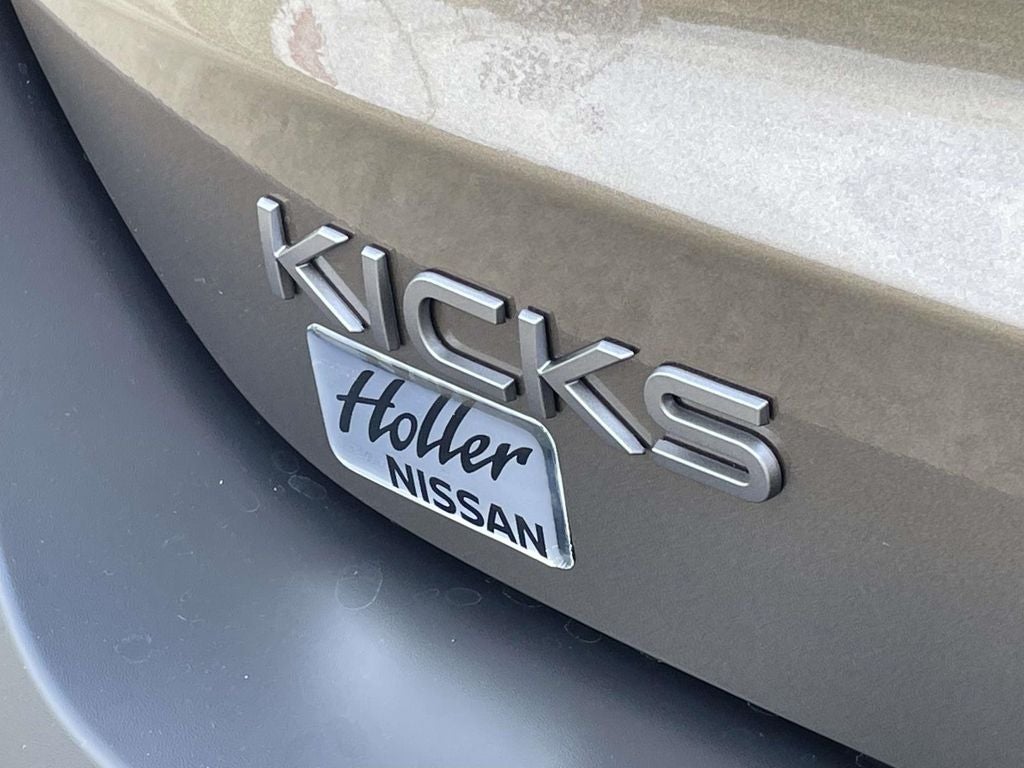2027 Nissan Kicks S