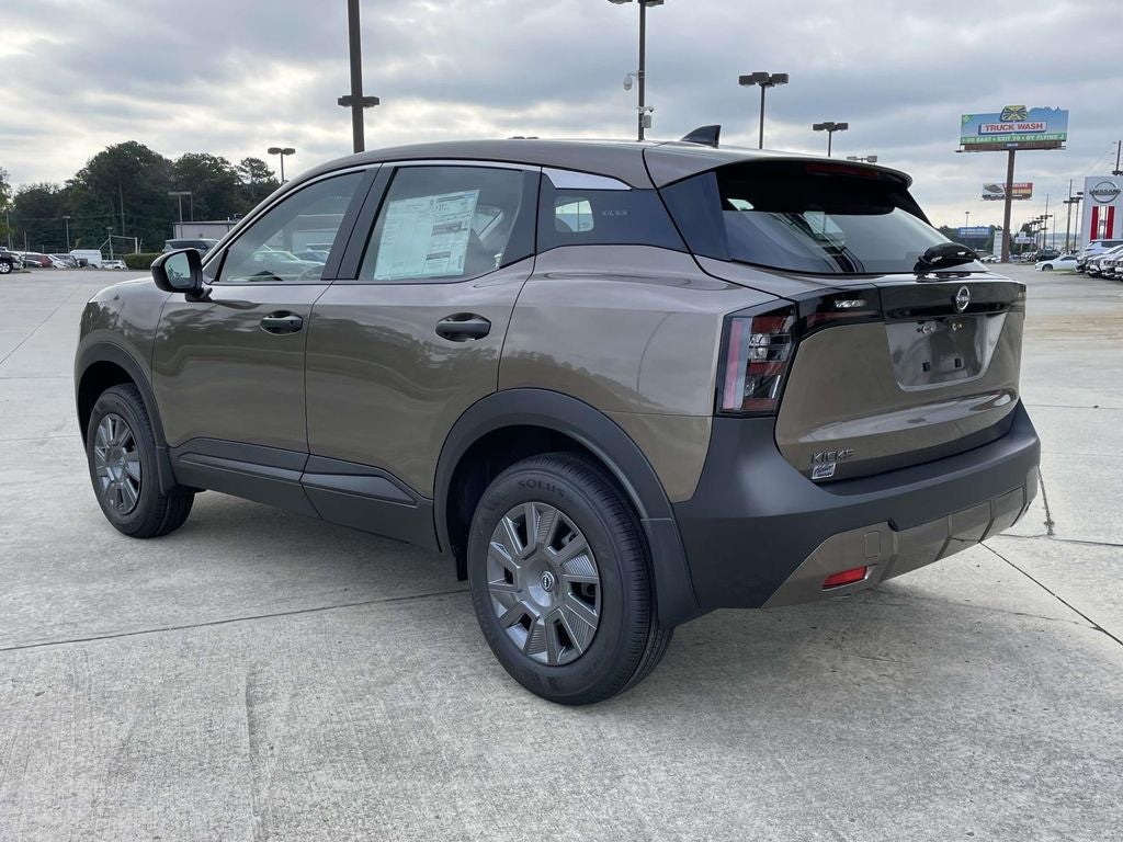 2027 Nissan Kicks S