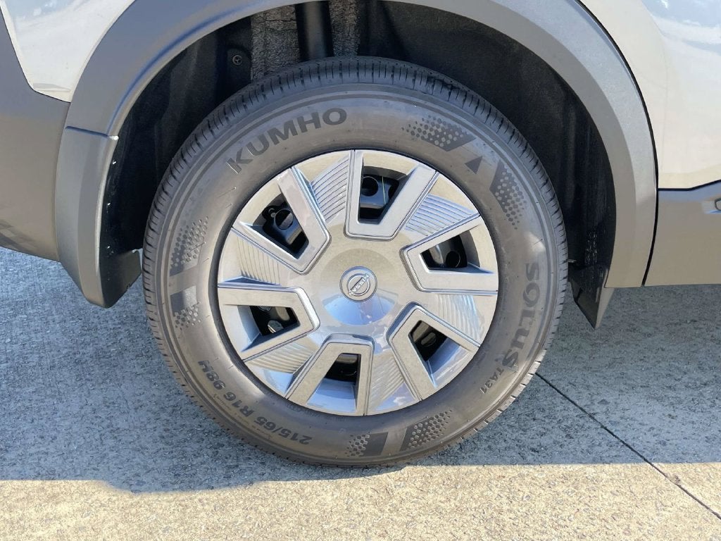 2027 Nissan Kicks S