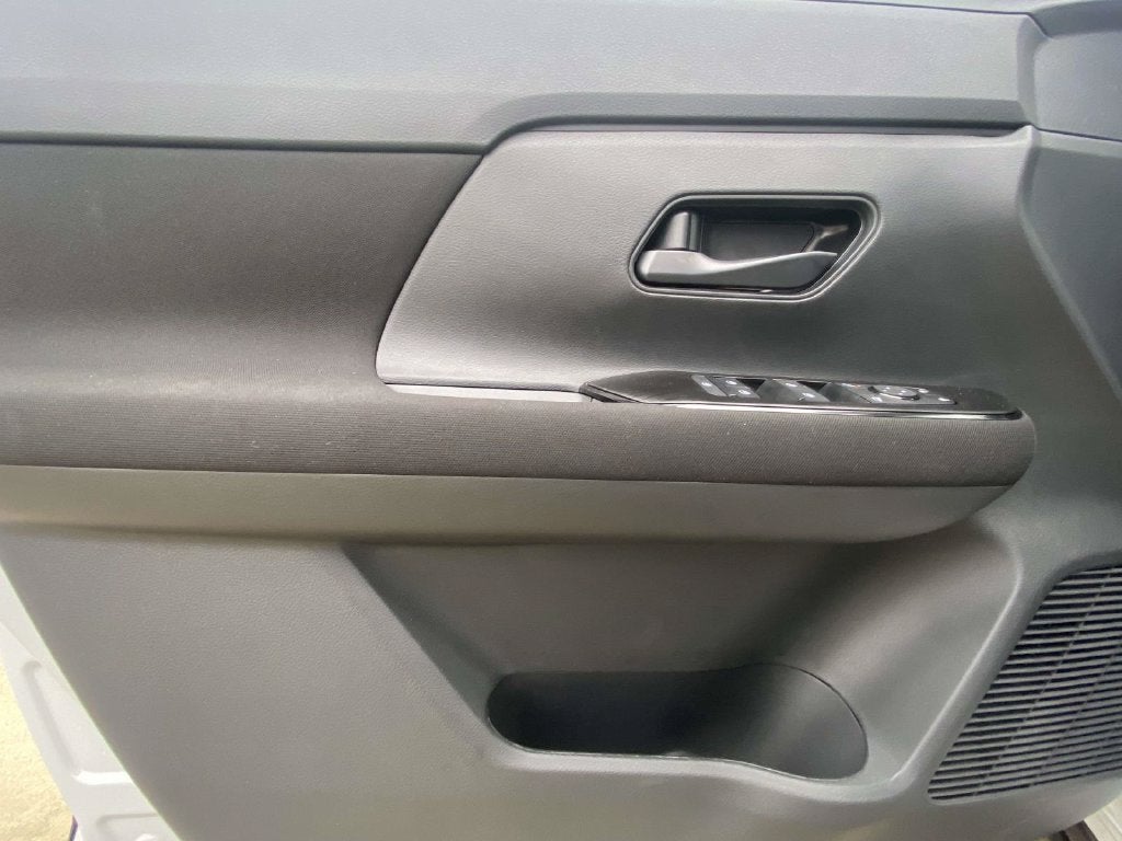 2027 Nissan Kicks S