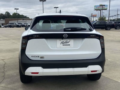 2027 Nissan Kicks S