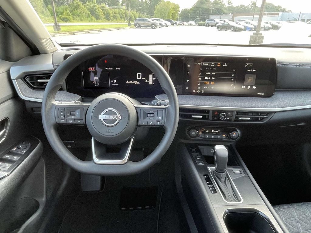 2027 Nissan Kicks SV