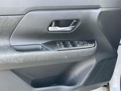 2027 Nissan Kicks SV