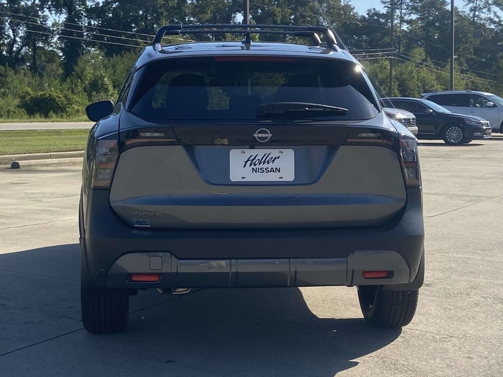 2027 Nissan Kicks SV