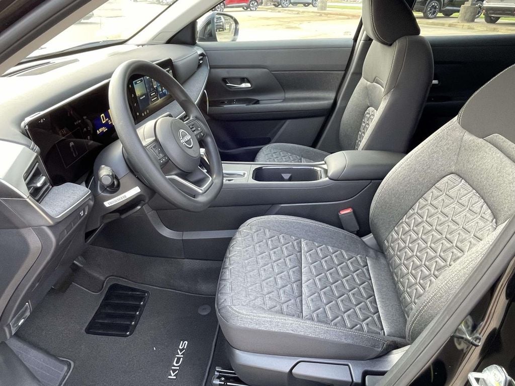 2027 Nissan Kicks SV