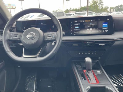 2025 Nissan Kicks SR