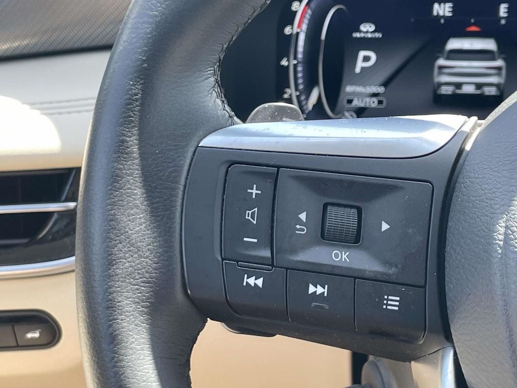 2025 INFINITI QX60 LUXE