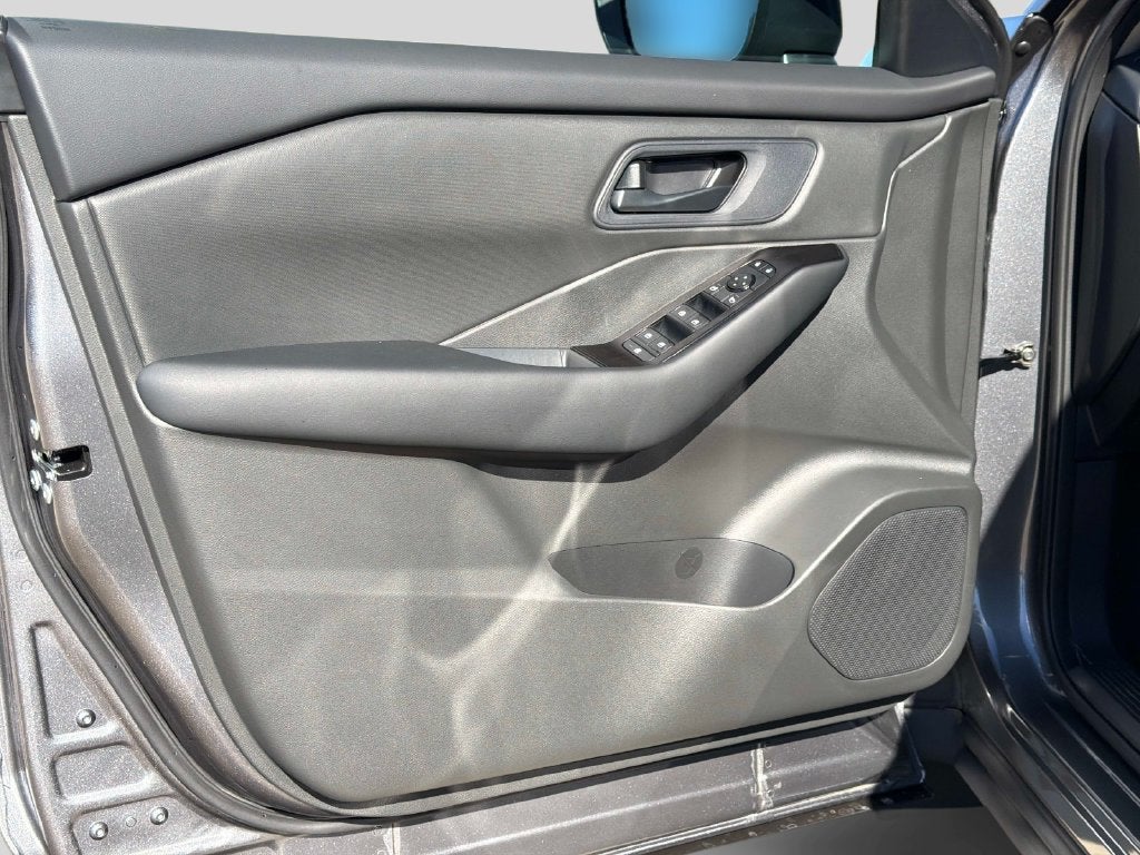2027 Nissan Rogue S