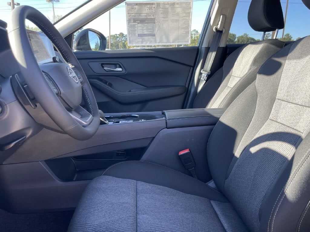 2027 Nissan Rogue SV