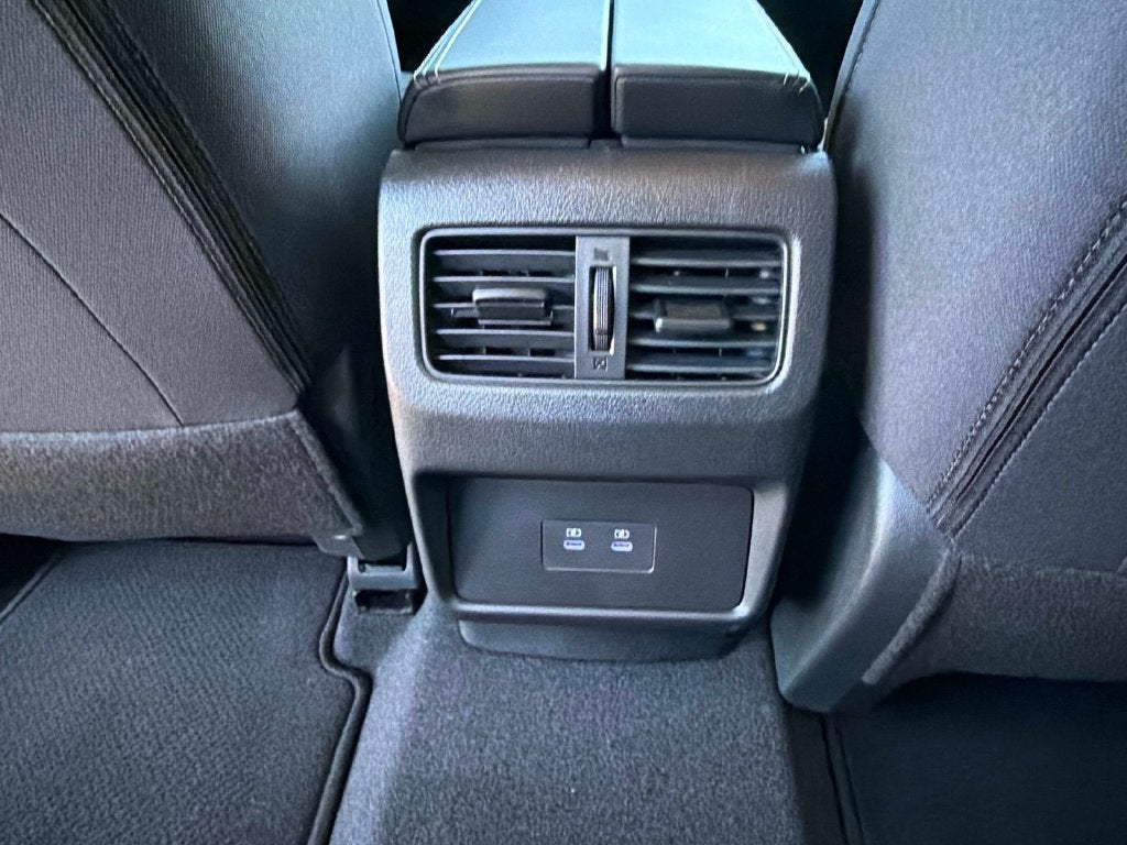 2027 Nissan Rogue SV