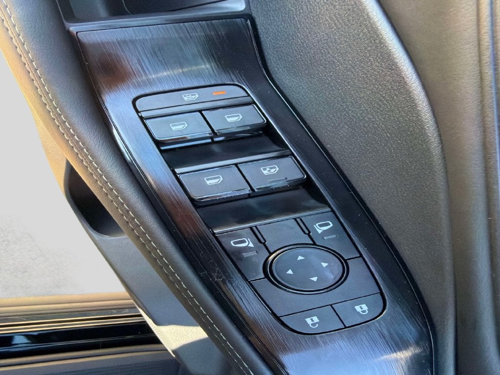2027 Nissan Rogue SV