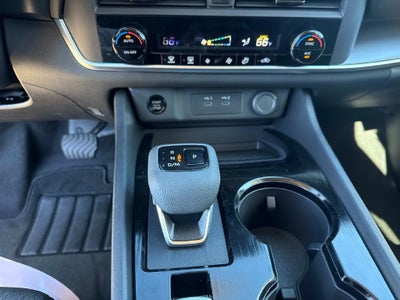 2027 Nissan Rogue SV