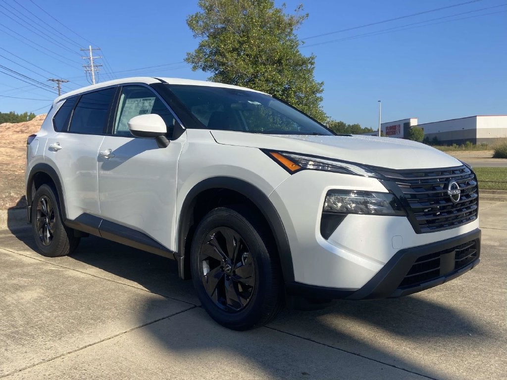2027 Nissan Rogue SV