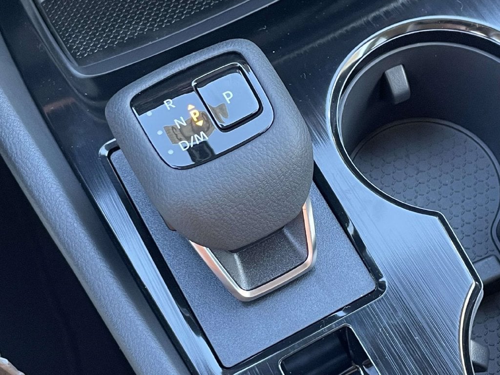 2027 Nissan Rogue SV