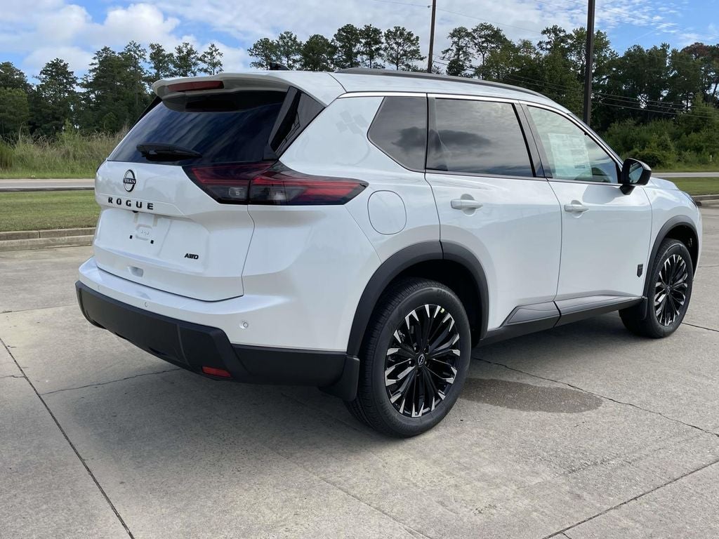 2026 Nissan Rogue Dark Armor™