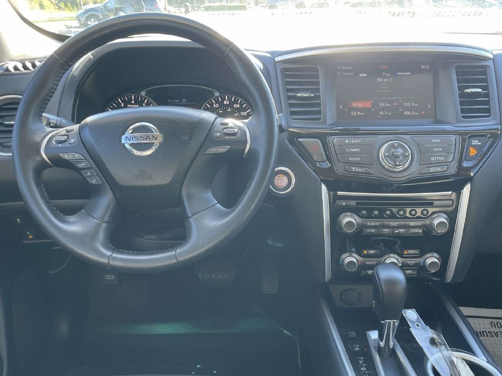 2019 Nissan Pathfinder SV