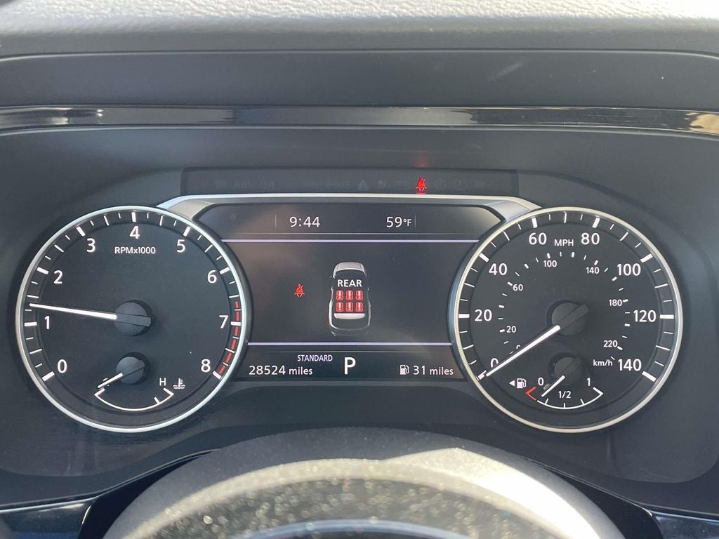 2025 Nissan Pathfinder SL