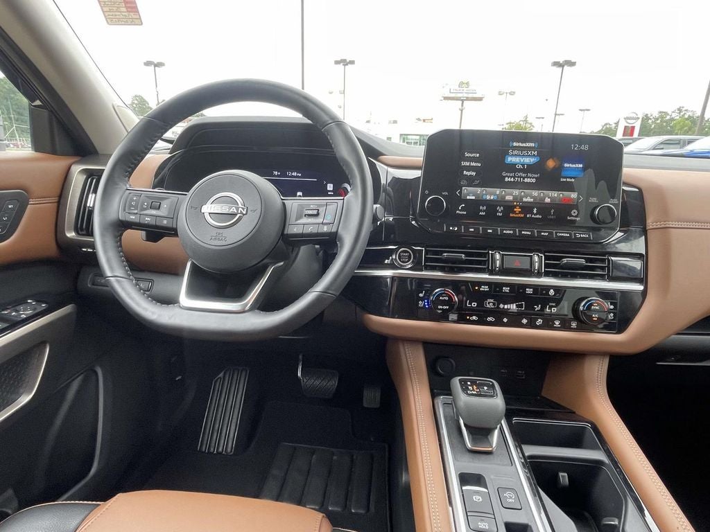 2024 Nissan Pathfinder Platinum