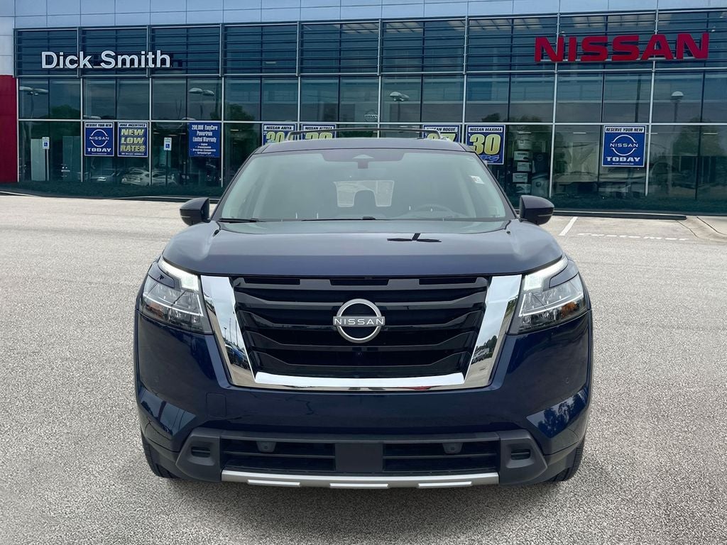 2024 Nissan Pathfinder Platinum