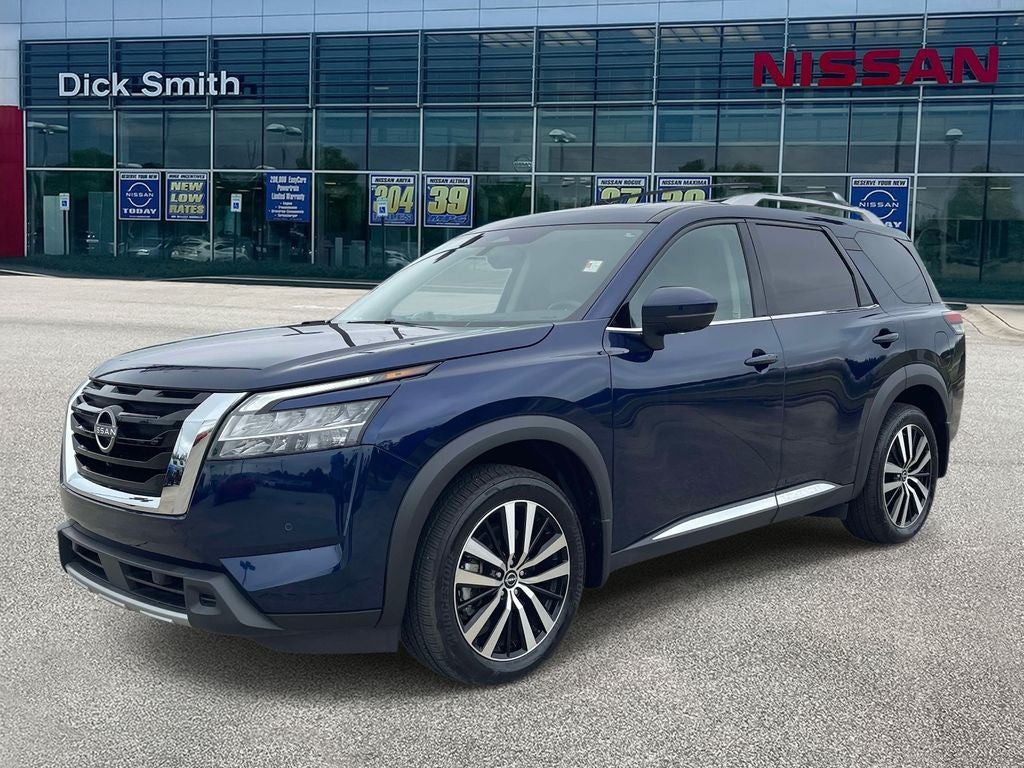 2024 Nissan Pathfinder Platinum