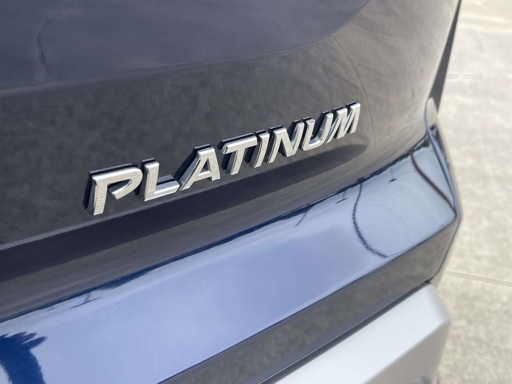 2024 Nissan Pathfinder Platinum