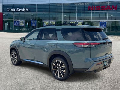 2026 Nissan Pathfinder Platinum