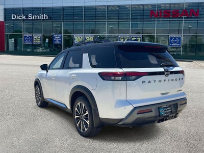 2026 Nissan Pathfinder Platinum