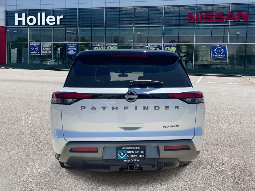 2026 Nissan Pathfinder Platinum