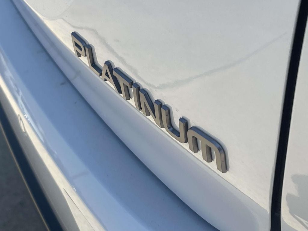 2026 Nissan Rogue Plug-In Hybrid Platinum