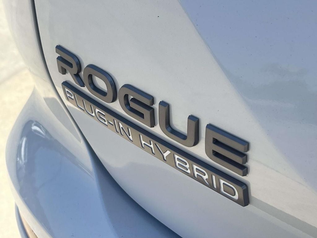 2026 Nissan Rogue Plug-In Hybrid Platinum