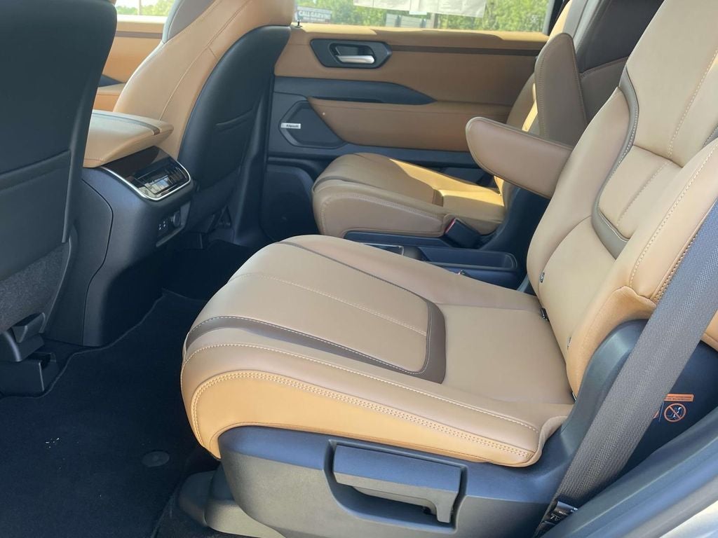2025 Nissan Armada SL
