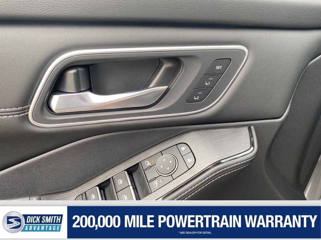 2025 Nissan Rogue Platinum