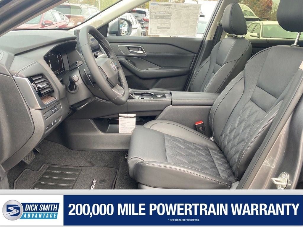 2025 Nissan Rogue Platinum
