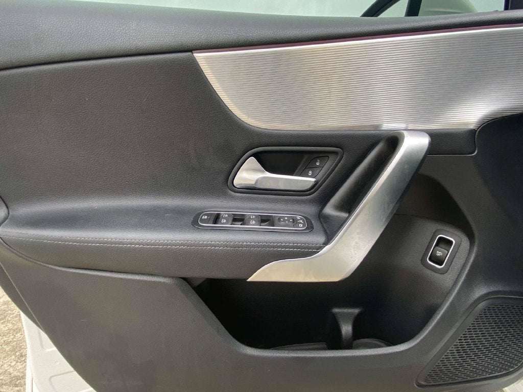 2022 Mercedes-Benz A-Class A 220